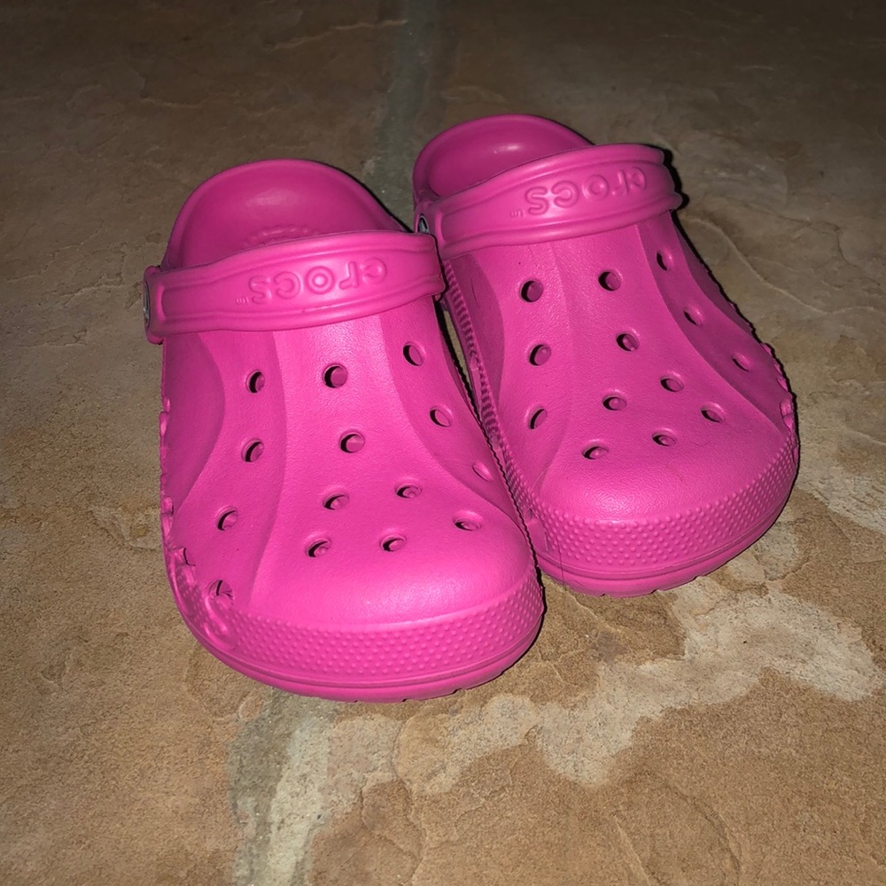 Pink crocs